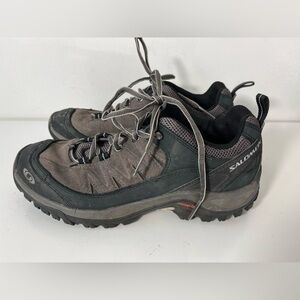 Salomon Mens size 7.5 Hiking Shoes Eur 40 2/3 Model 947158 Hikers